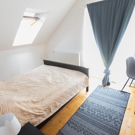 Hi-Bp Garden City Batsanyi Apartment 3 Rooms, Apartment Upstairs Near The City Train With Free Parking Budapest Exterior photo